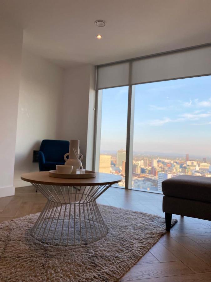 Stunning 1 Bed Apartment Central Манчестер Экстерьер фото